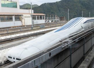 上海のリニアで5G利用が実現!
